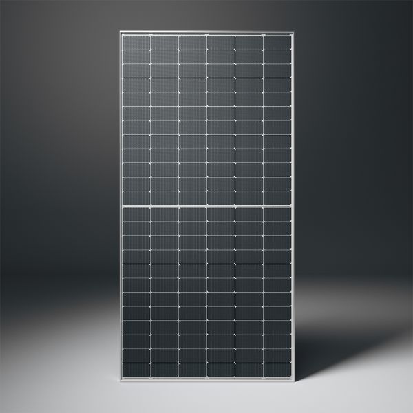 Axitec  Xxl Hc 550 Wp Solar Panel resmi